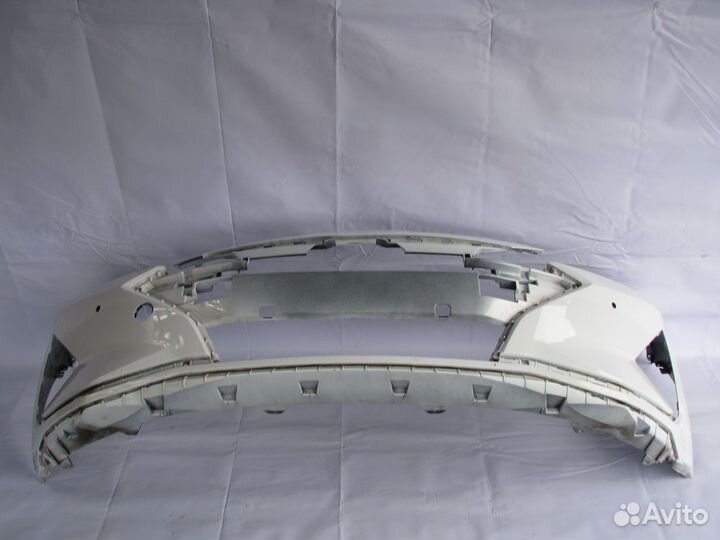 Hyundai Elantra 7 Бампер передний