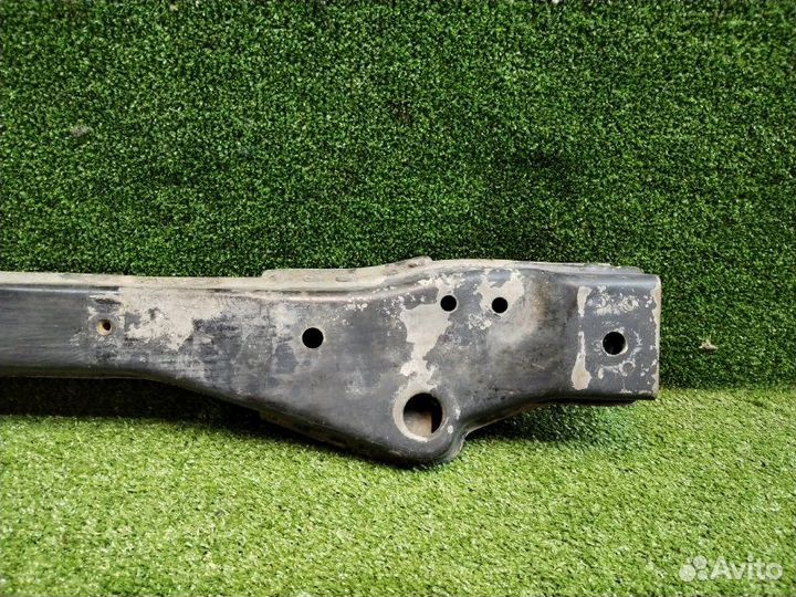 Балка подрадиаторная Ford Focus 2 седан 1.8 2006