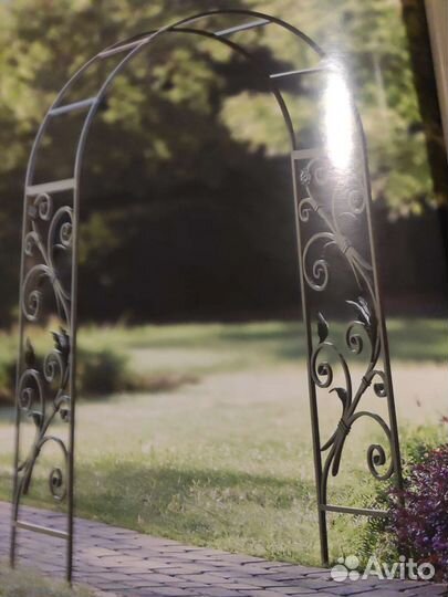 Арка садовая