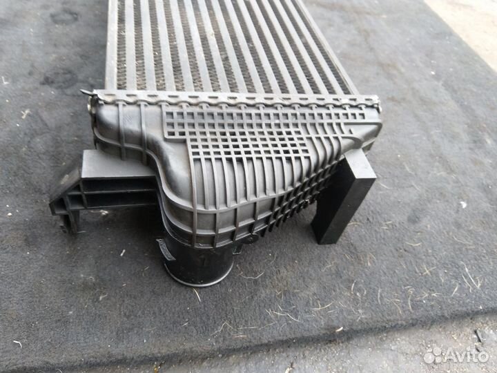 Интеркулер Jeep Grand Cherokee WK2 3.0 дизель