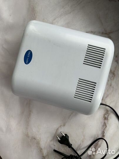 Лампа для ногтей