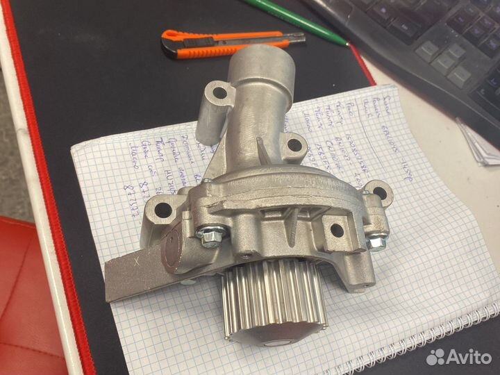 Помпа peugeot 307 Citroen C4