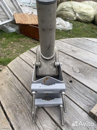 Кронштейн для антенны