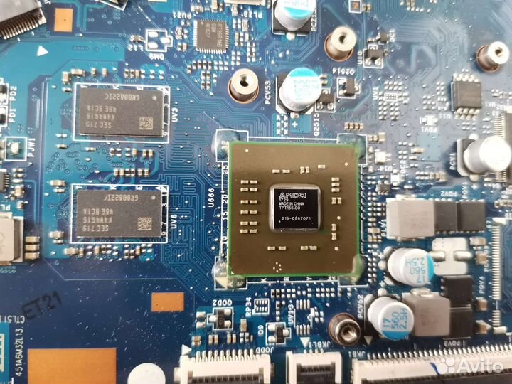 Материнская плата La-E841P