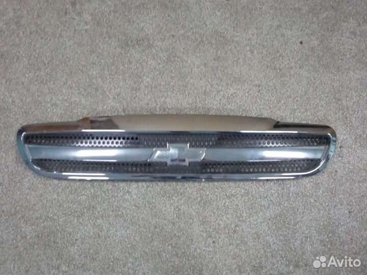 Решетка радиатора Lanos T100 1997-2002