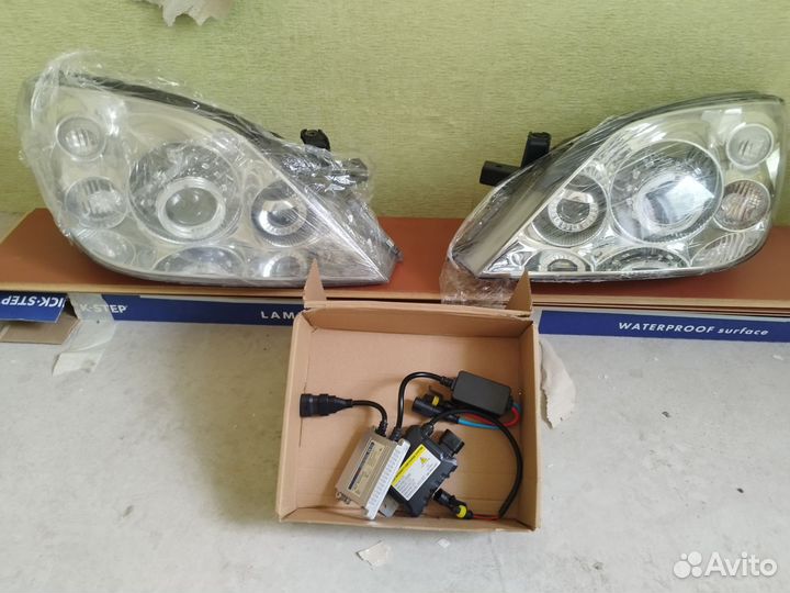 Ксеноновые фары Nissan Primera P12