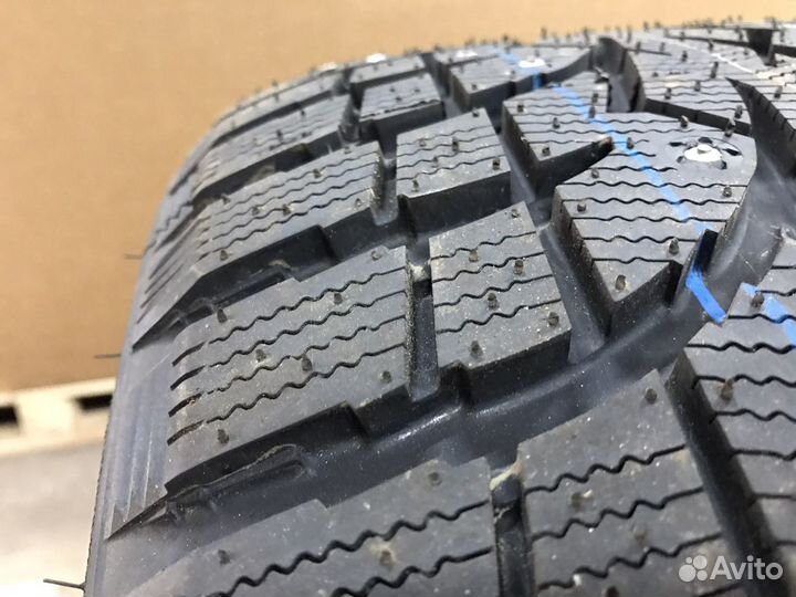 Toyo Observe G3-Ice 265/45 R21