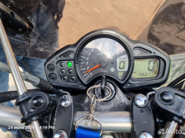 Мотоцикл Suzuki SFV 650 Gladius, 2013