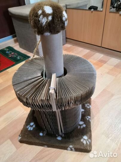 Когтеточка для кошек +игрушки