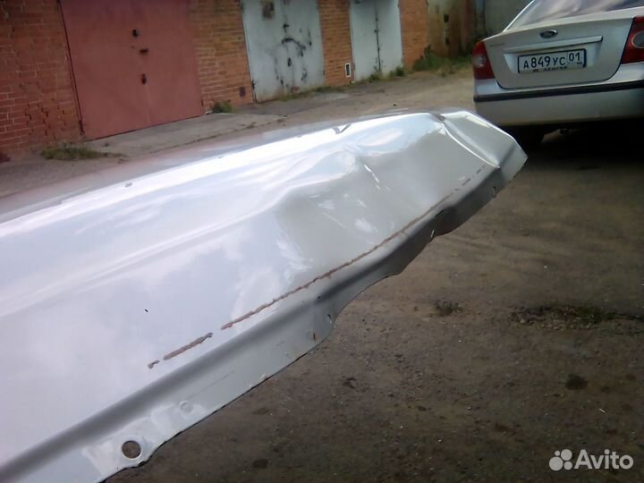 Капот от камри