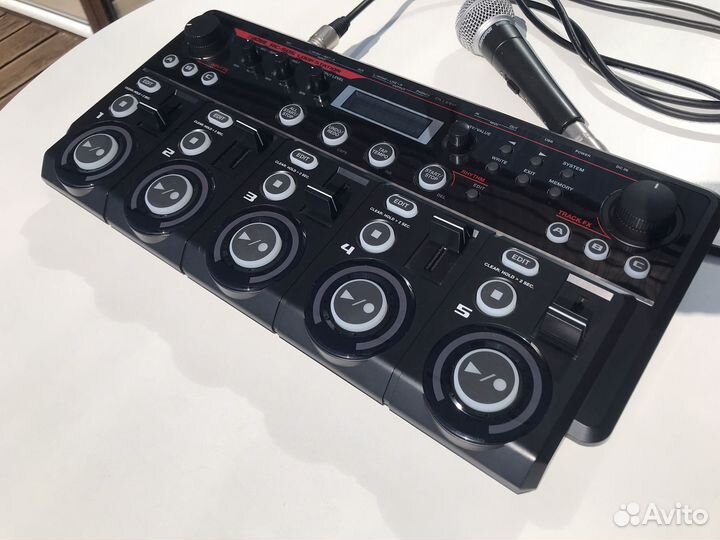 Loop Station Boss RC-505 (процессор эффектов)