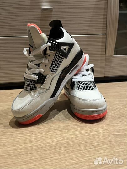 Nike air jordan 4 retro