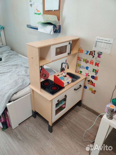 Детская кухня IKEA + посуда