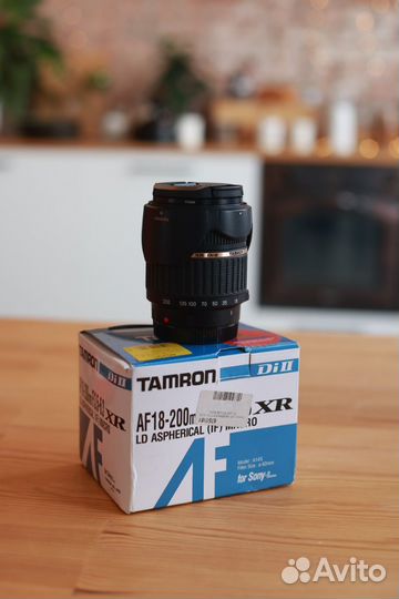Объектив Tamron 18-200 sony