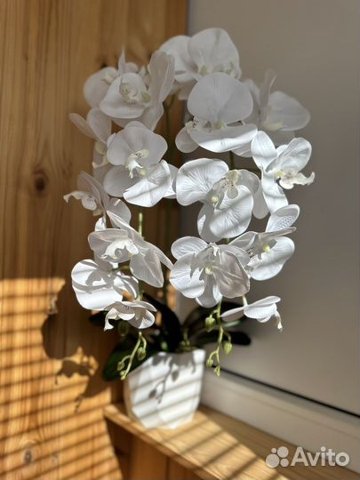Орхидея искусственная
