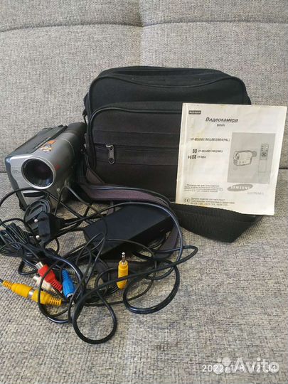 Видеокамера кассетная samsung