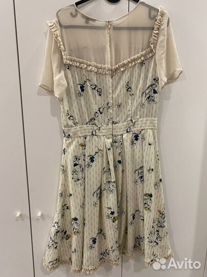 Платье с цветочным принтом