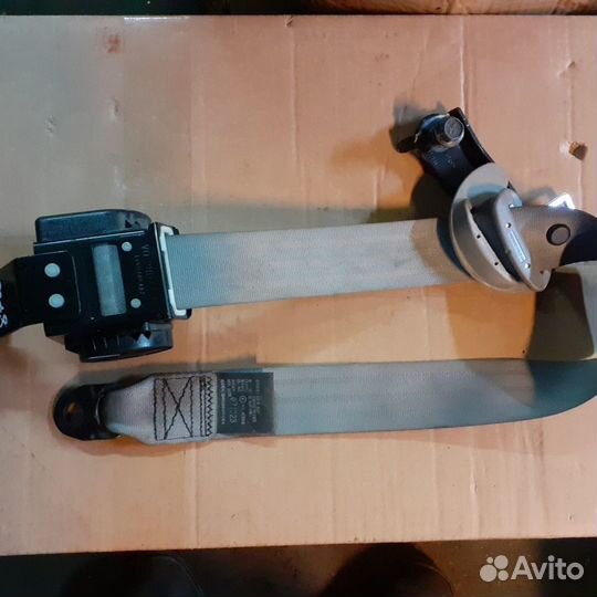 Ремень безопасности 3 ряда левый KIA carnival 200