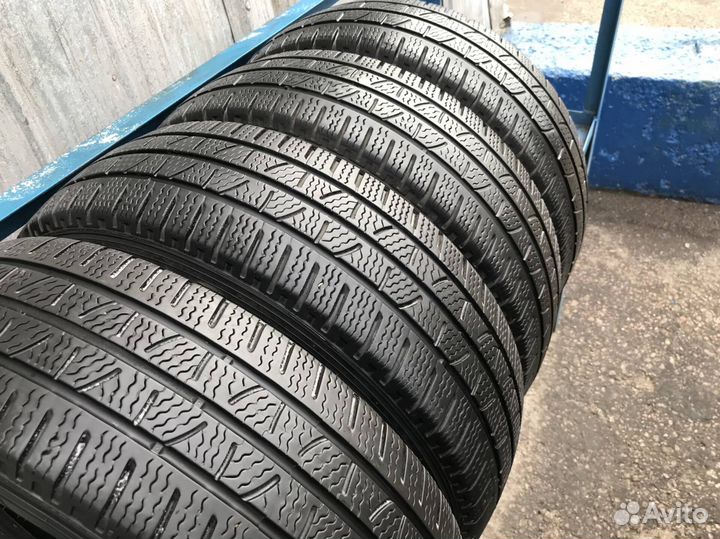 Pirelli Carrier Winter 235/65 R16