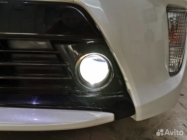 Toyota Prius Установка билед птф