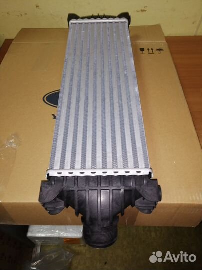 Интеркуллер Ford Transit с 2014-2022 1881207