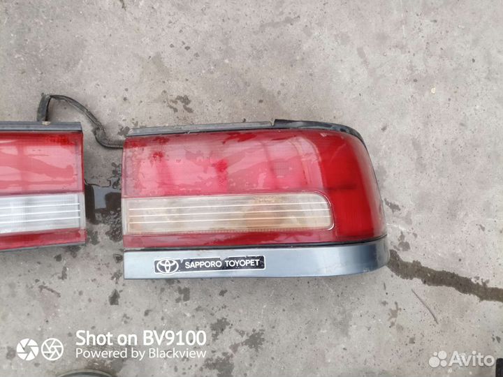 Задние фонари тоета