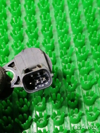 Датчик положения коленвала Mitsubishi Colt Plus