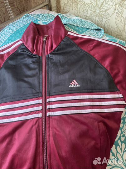 Костюм спортивный на девочку