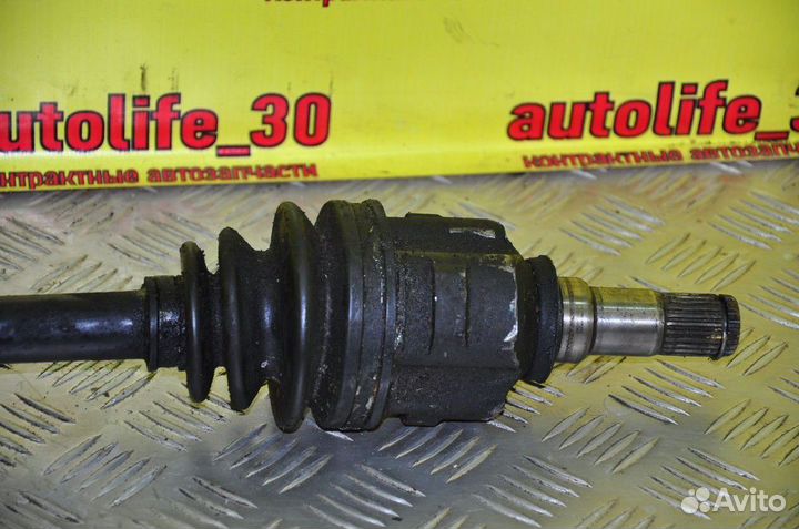 Привод передний правый toyota tercel 1996г. NL50