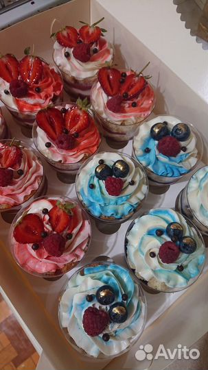 Капкейки, трайфлы