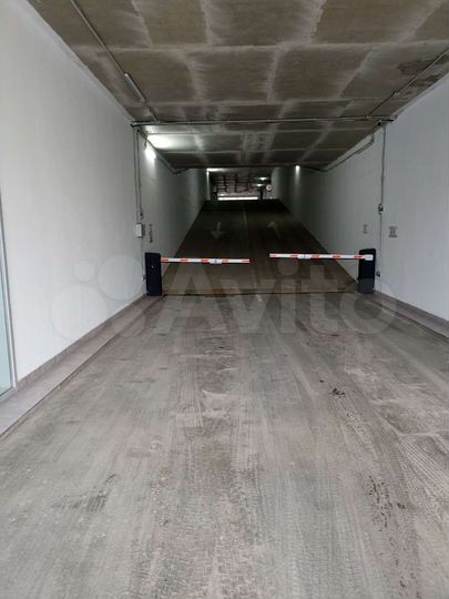 Машиноместо, 18 м²