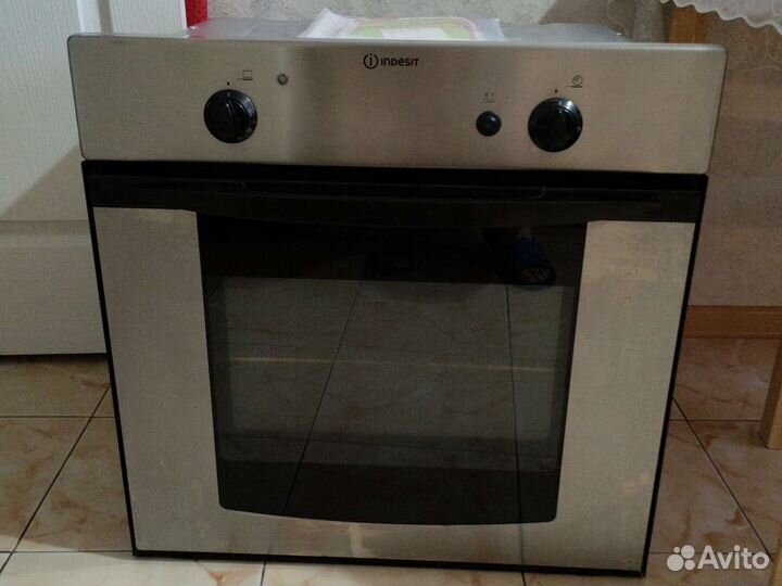 Встраиваемый газовый духовой шкаф indesit