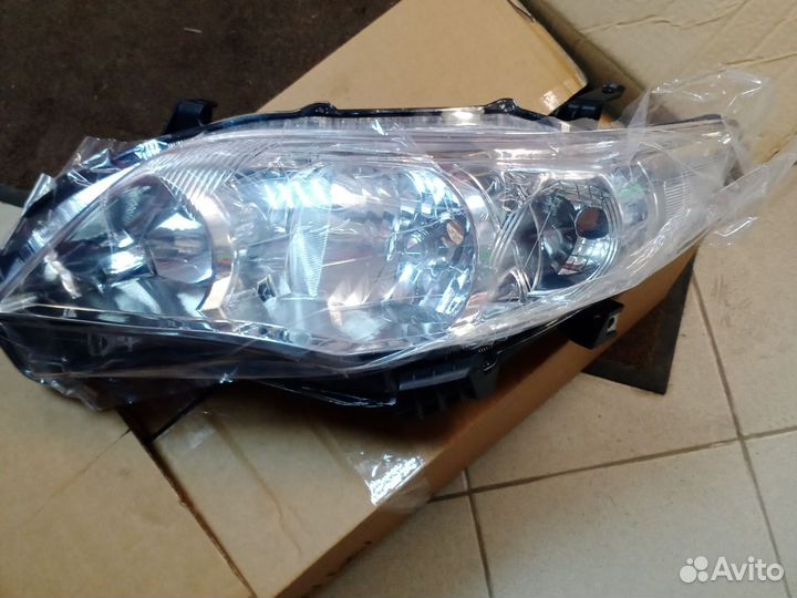 Фара toyota corolla 150 2010-2013