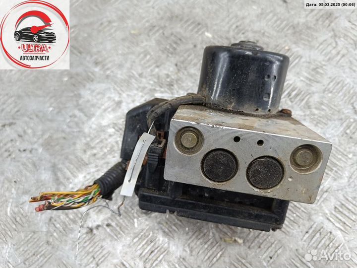 Блок ABS (Модуль абс) б/у Volvo V70 (2000-2007) 8619538