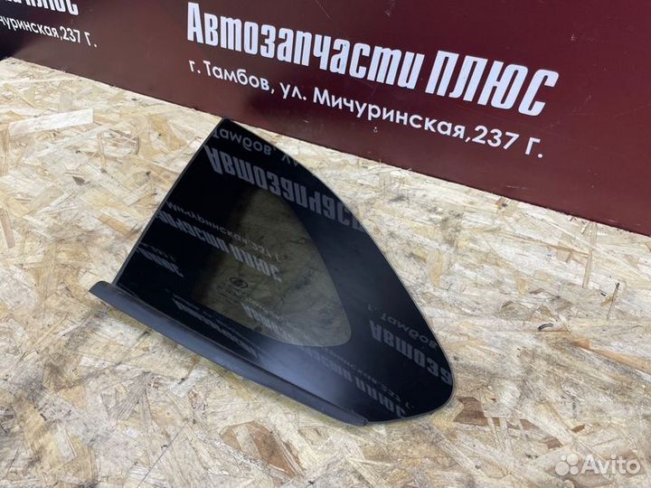 Форточка кузова задняя левая LADA X-Ray