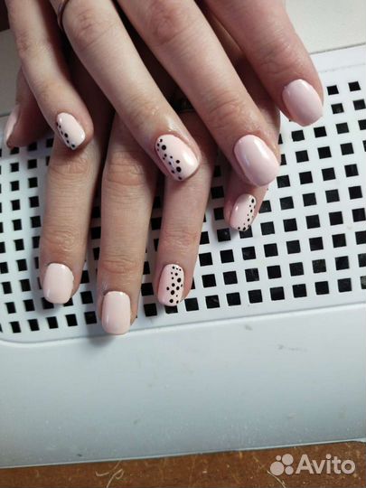 Наращивание ногтей