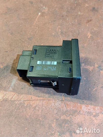 Кнопка аварийки Audi Q5 A4 A5