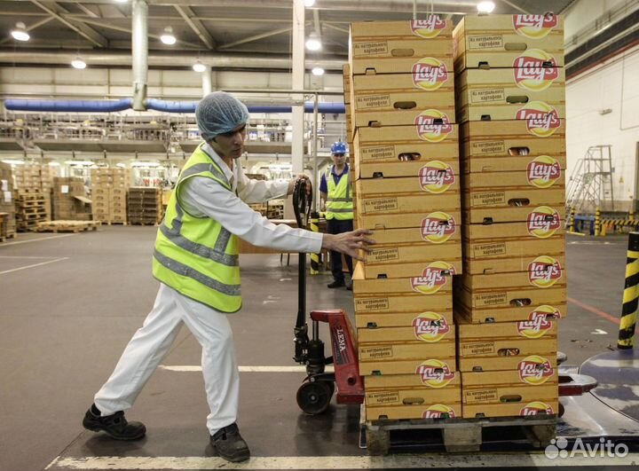 Собирать легкие товары на складе.Обеды.Без опыта