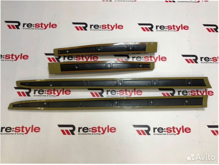 Молдинги дверей Toyota Land Cruiser 200 K619