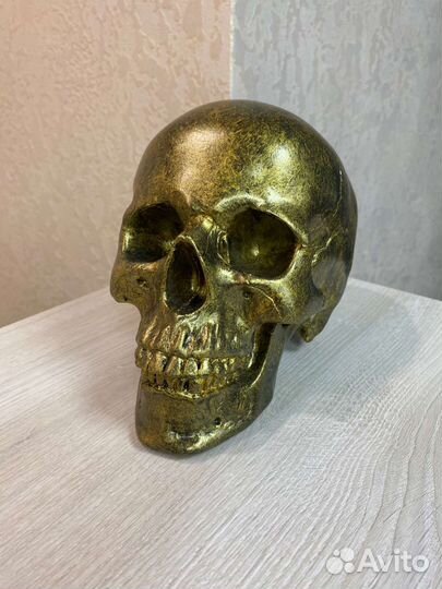 Череп статуэтка