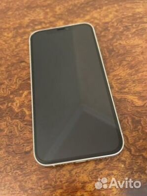 iPhone 12, 64 ГБ