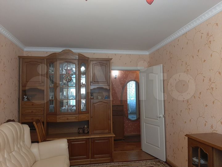 3-к. квартира, 65 м², 1/9 эт.