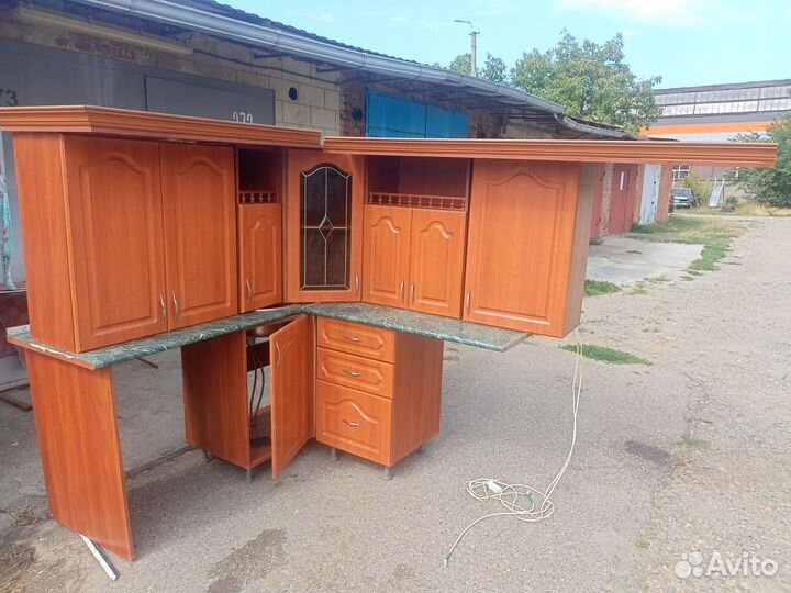 Кухонный гарнитур