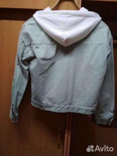 Джинсовая куртка для девочки