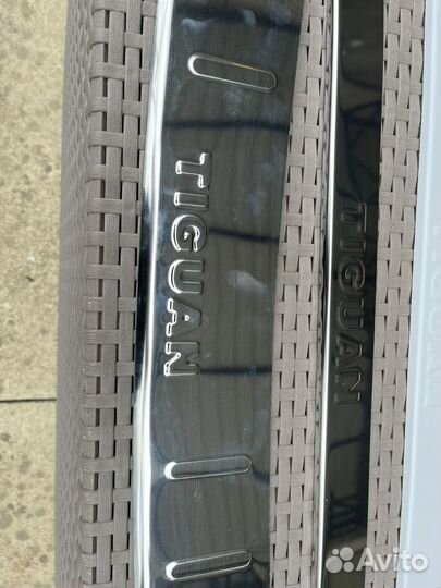 Накладки на пороги и бампер volkswagen tiguan 2