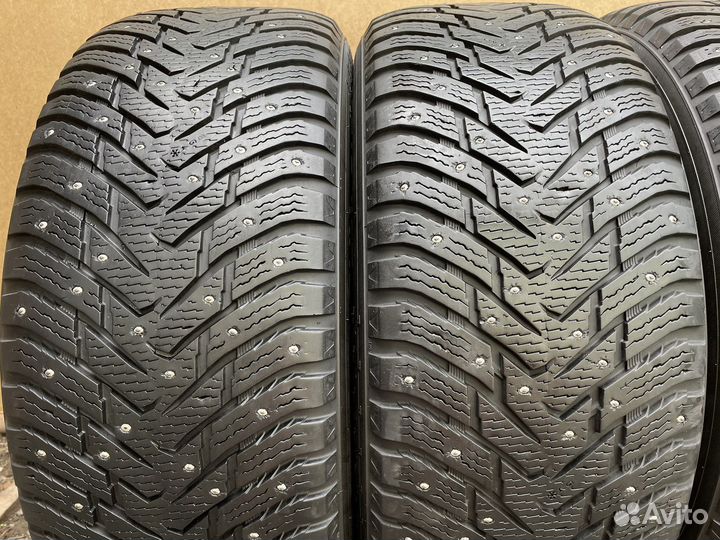 Nokian Tyres Hakkapeliitta 8 285/60 R18