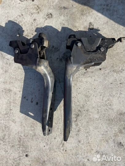 Кронштейн кабины задний Scania 5-Series P400 2018