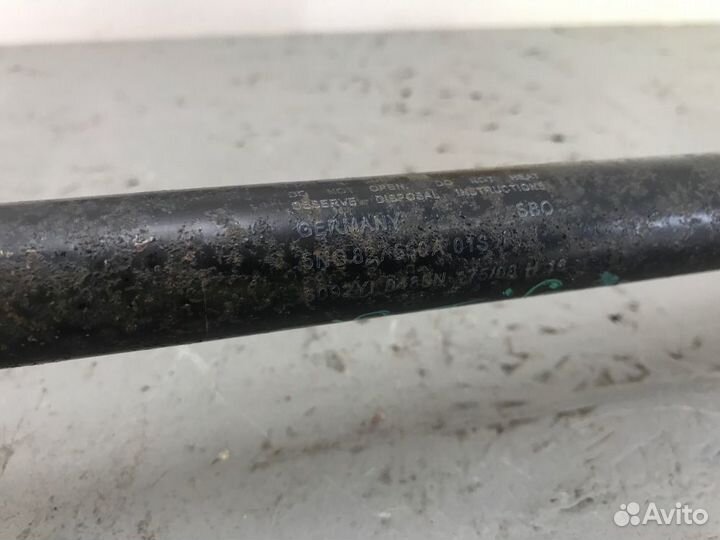 Амортизатор багажника Volkswagen Tiguan 5N cawa