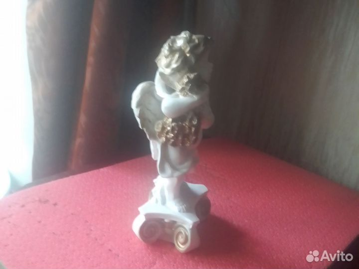 Статуэтка ангел