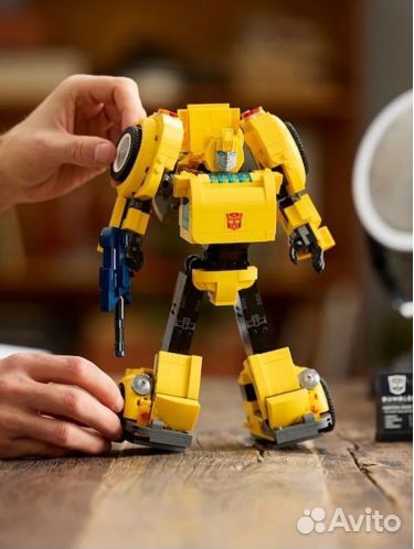Lego icons series 10338 Trans Formers bumblebee